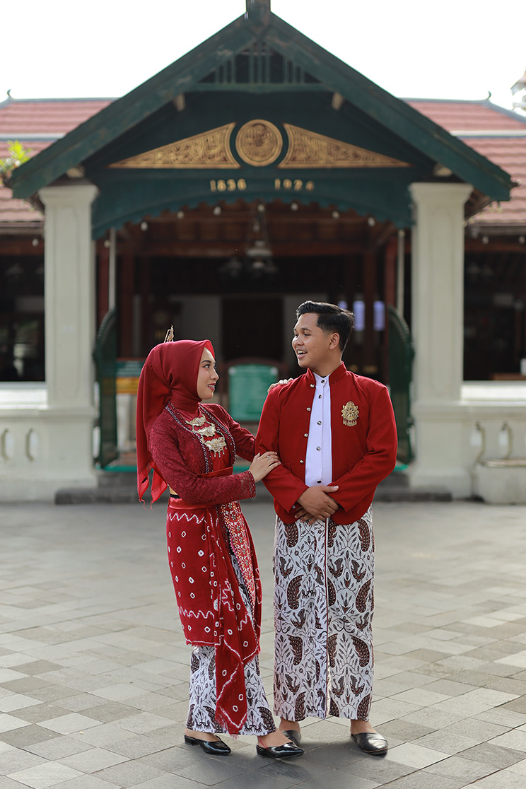Meilenia & fahriza 11