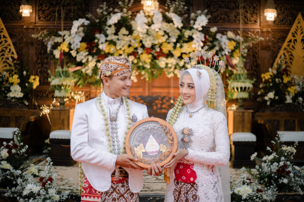 Khrysna & tata 1